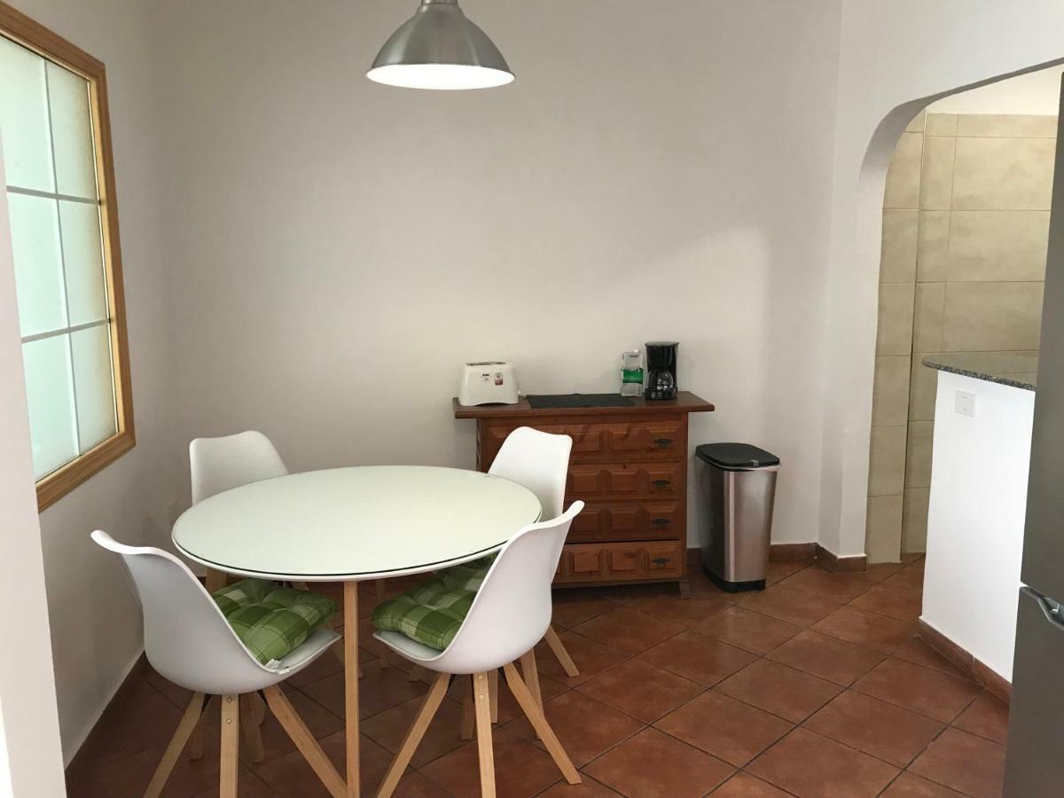 Apartamento Amplio Y Tranquilo Con Vistas Lägenhet Los Realejos Exteriör bild